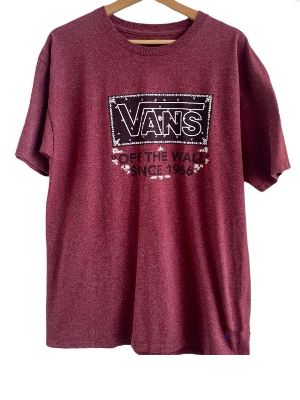 Vans Short Sleeve Logo Tee in Maroon